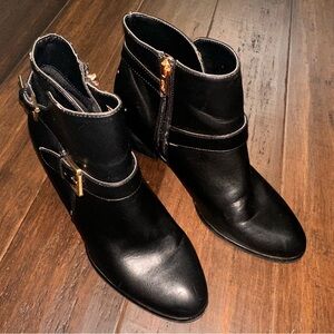 G.H. Bass & Co Elegant Black Sloane Ankle Boots Women’s Size 7